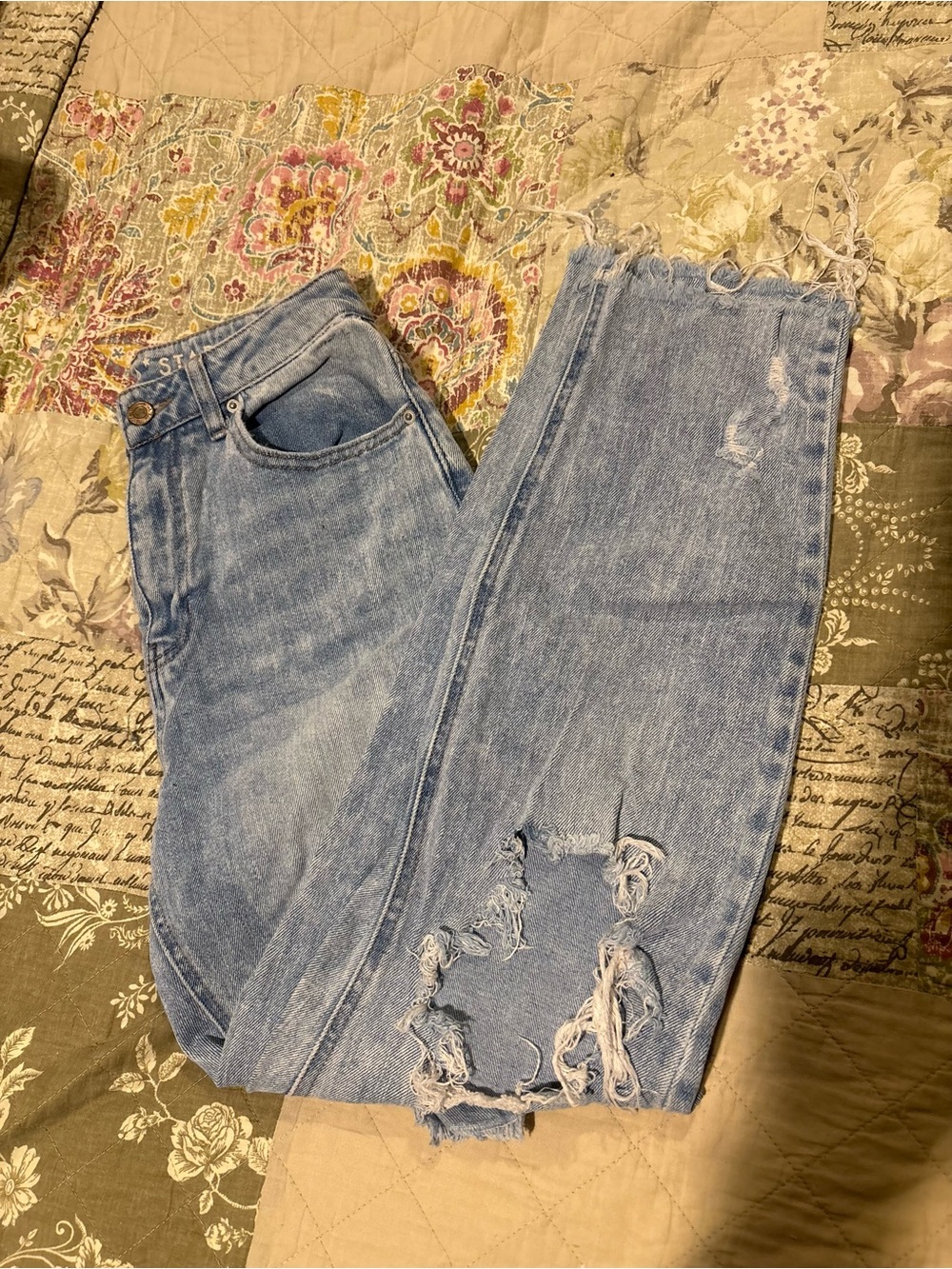 Vanilla Star Light Blue Distressed Boyfriend Jeans